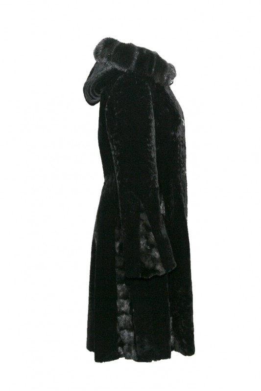 Изображение - Пальто женское из овчины с капюшоном B121-2822-L43 B121-2822-L43