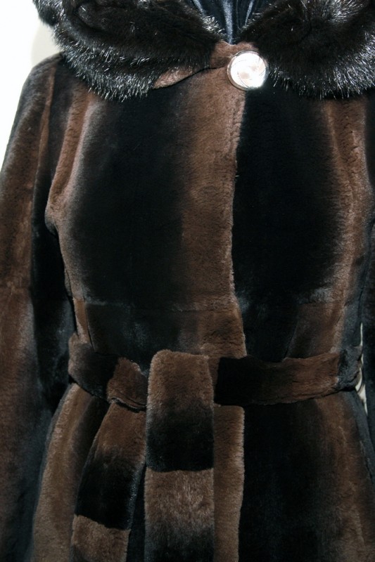 Изображение - Пальто женское из кролика  с капюшоном 5509-168 5509-168