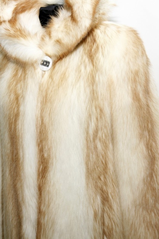 Изображение - Пальто женское с капюшоном из енота ES-90 ES-90
