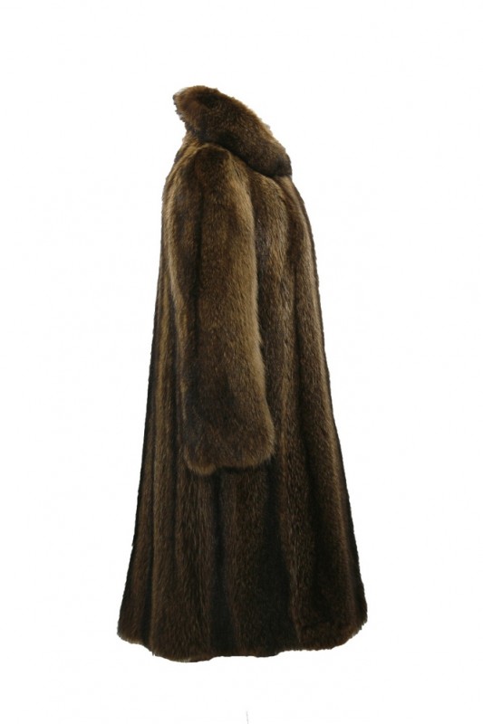 Изображение - Пальто женское из енота с воротником EFV-120 EFV-120