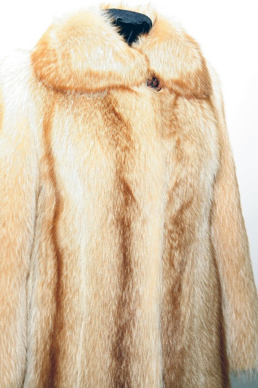 Изображение - Пальто женское из енота с воротником ERV-100 ERV-100